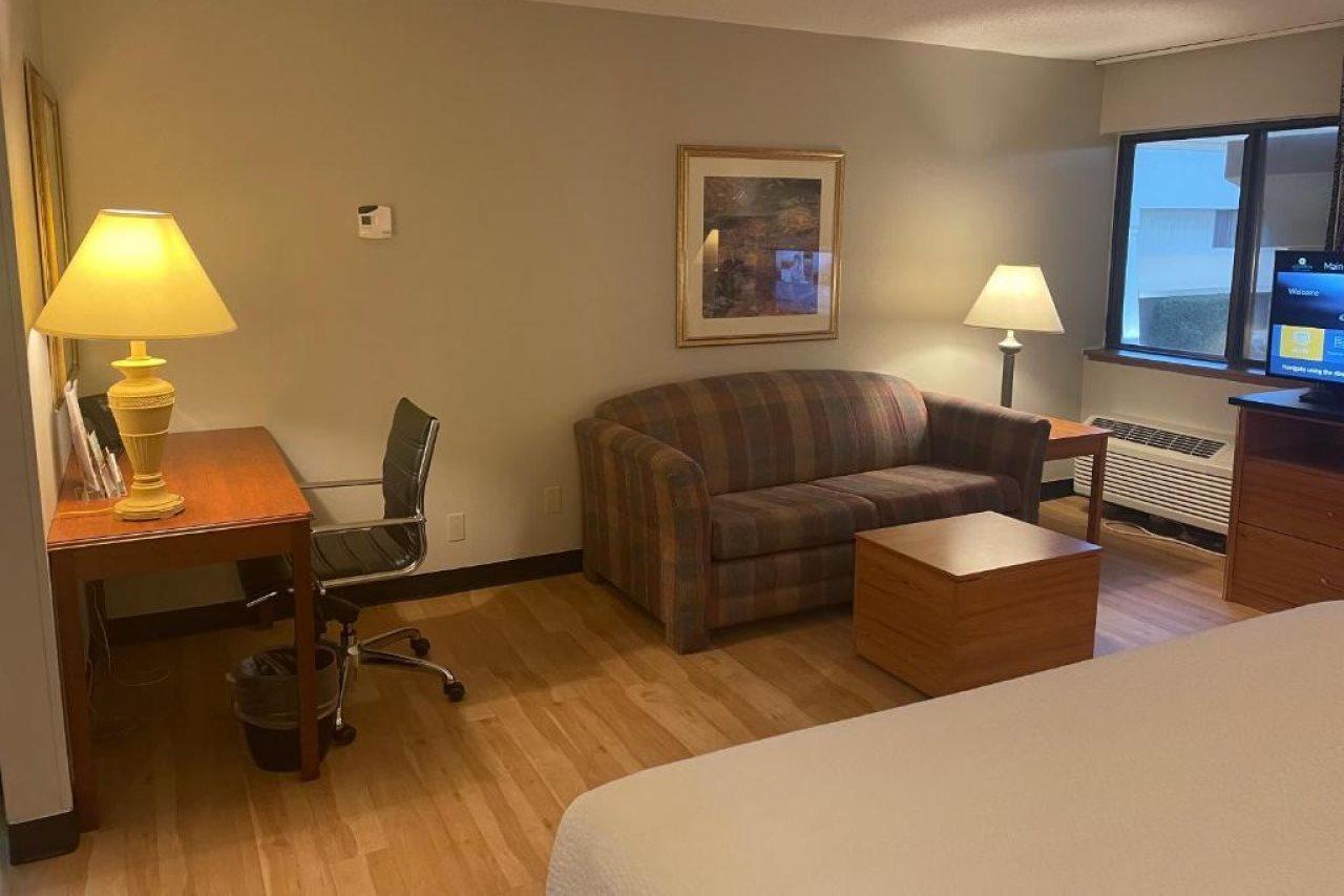 Days Inn By Wyndham Pleasant Prairie Kenosha Exterior photo