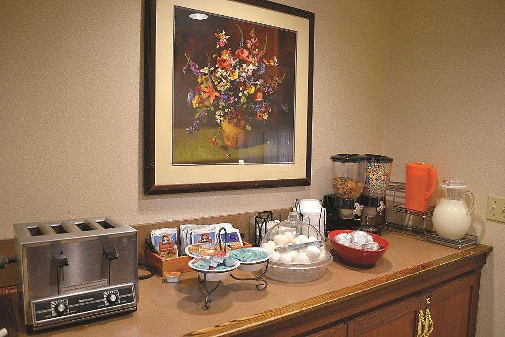 Days Inn By Wyndham Pleasant Prairie Kenosha Facilities photo