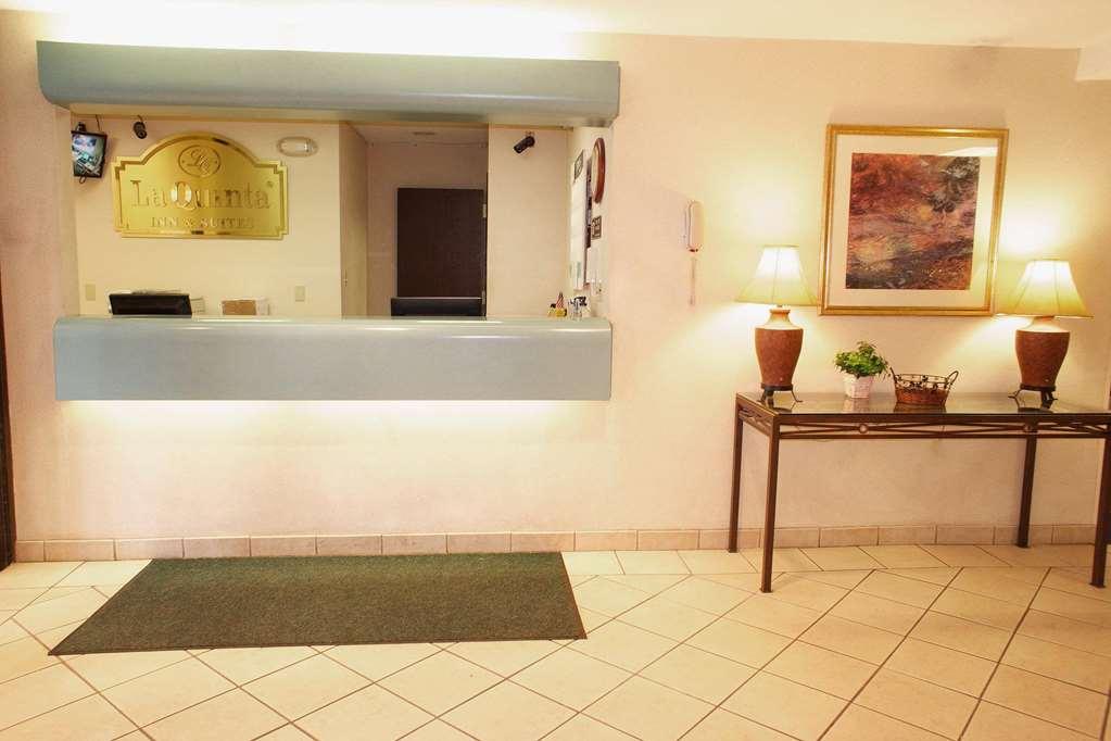 Days Inn By Wyndham Pleasant Prairie Kenosha Interior photo