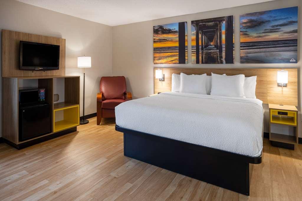 Days Inn By Wyndham Pleasant Prairie Kenosha Room photo