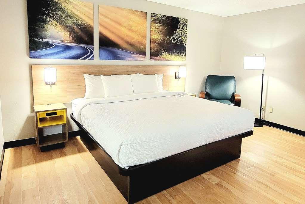 Days Inn By Wyndham Pleasant Prairie Kenosha Room photo