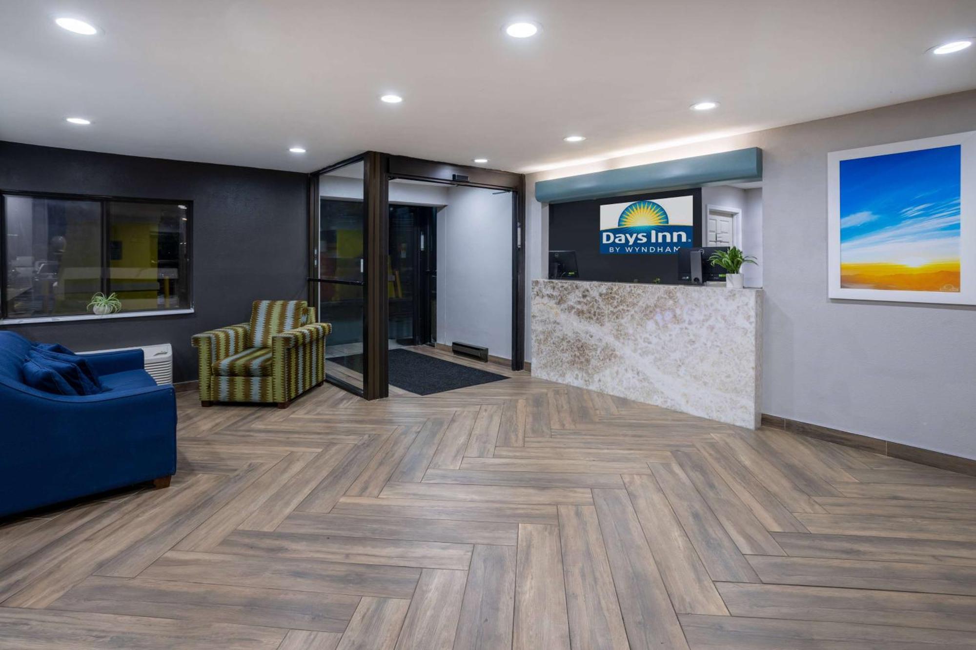 Days Inn By Wyndham Pleasant Prairie Kenosha Exterior photo